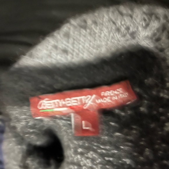 Italian Sweater - Picture 3 of 3